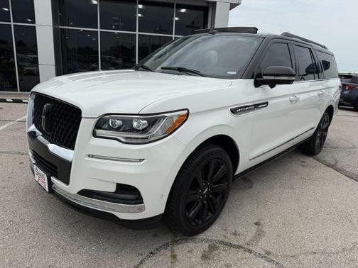 2023 Lincoln Navigator Black Label