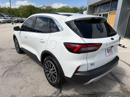 Star White Metallic Tri-Coat 2024 Ford Escape PHEV Base
