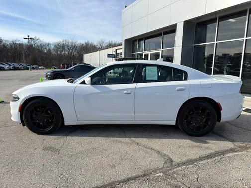 2016 Dodge Charger SXT