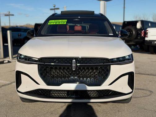 2024 Lincoln Nautilus Black Label