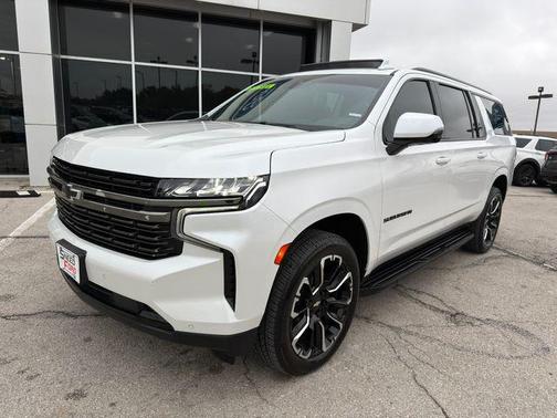 2022 Chevrolet Suburban RST