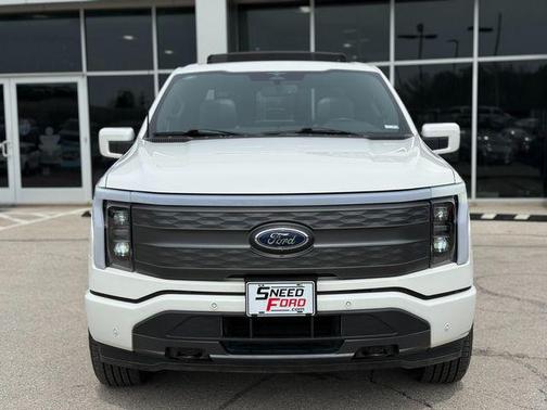 2023 Ford F-150 Lightning LARIAT