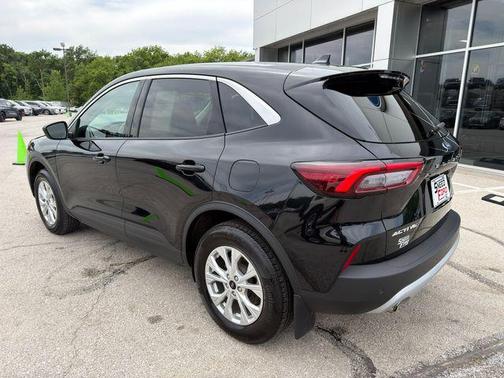 Agate Black Metallic 2024 Ford Escape Active
