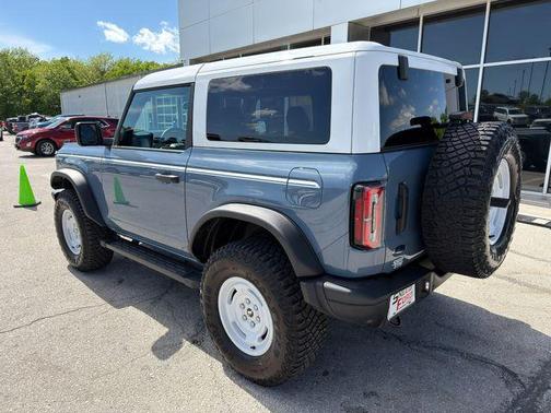 Azure Gray Metallic Tri-Coat 2024 Ford Bronco Heritage Edition