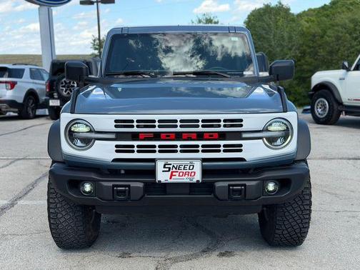 Azure Gray Metallic Tri-Coat 2024 Ford Bronco Heritage Edition