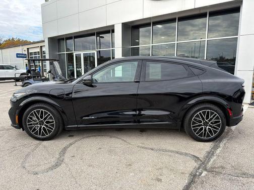 2024 Ford Mustang Mach-E Premium