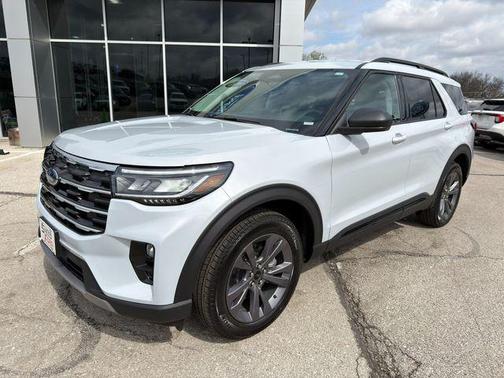 White 2026 Ford Explorer Active