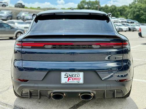 2024 Porsche Cayenne Turbo GT