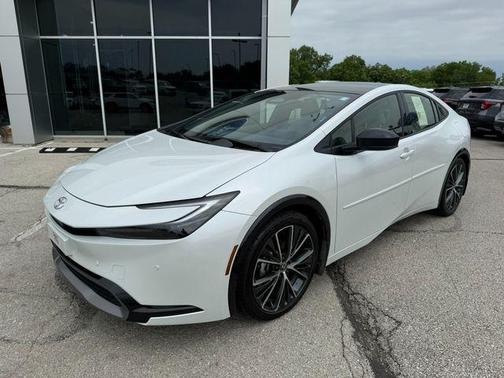 Wind Chill Pearl 2025 Toyota Prius XLE