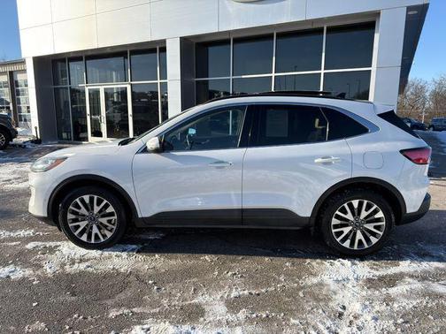 2020 Ford Escape Titanium