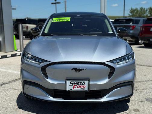 2022 Ford Mustang Mach-E California Route 1