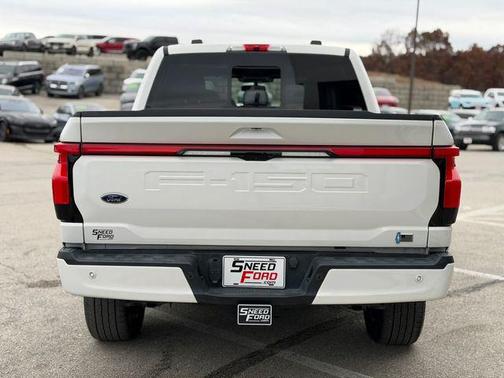 2022 Ford F-150 Lightning LARIAT