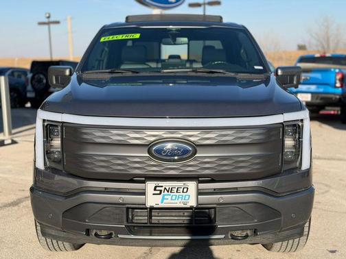 2023 Ford F-150 Lightning LARIAT