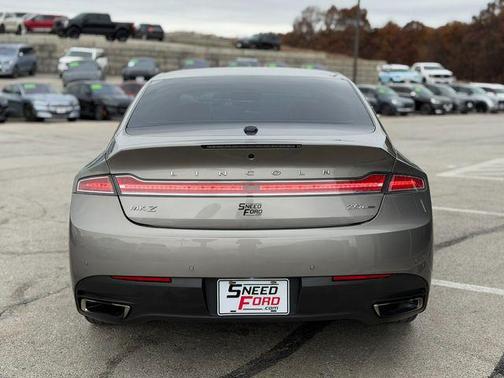 2016 Lincoln MKZ Base
