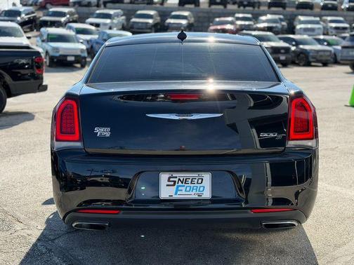 2015 Chrysler 300 S