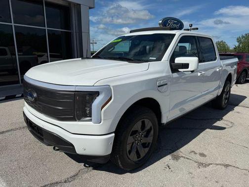 2023 Ford F-150 Lightning LARIAT