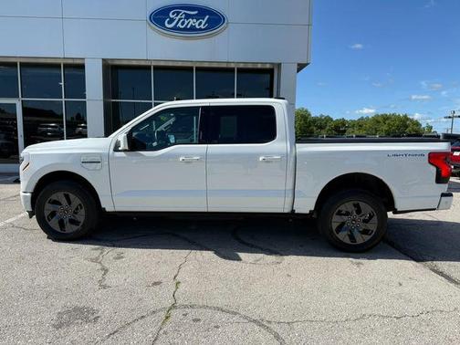 2023 Ford F-150 Lightning LARIAT