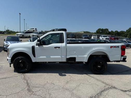 2025 Ford F-350 XL
