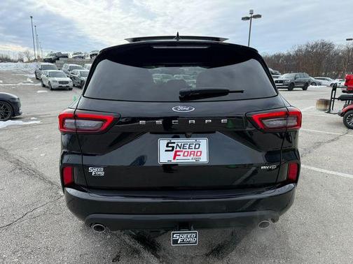 2025 Ford Escape ST-Line Elite