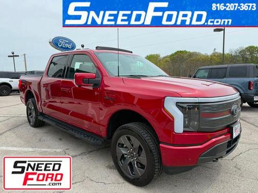 2022 Ford F-150 Lightning LARIAT