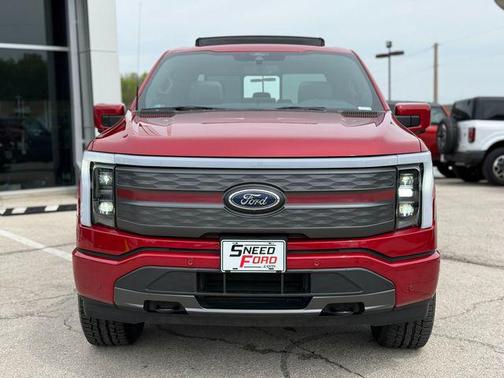 2022 Ford F-150 Lightning LARIAT
