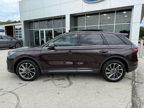 2023 Lincoln Corsair Standard