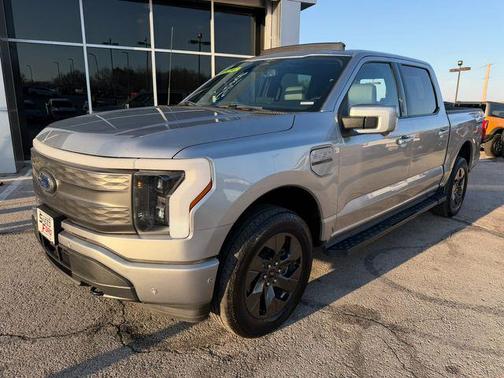 2023 Ford F-150 Lightning LARIAT