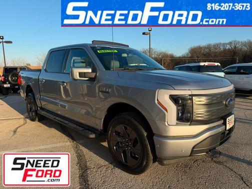 2023 Ford F-150 Lightning LARIAT