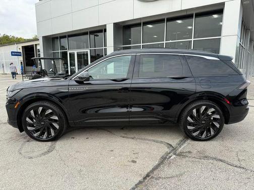 2024 Lincoln Nautilus Black Label