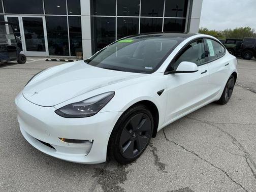 2022 Tesla Model 3 Long Range