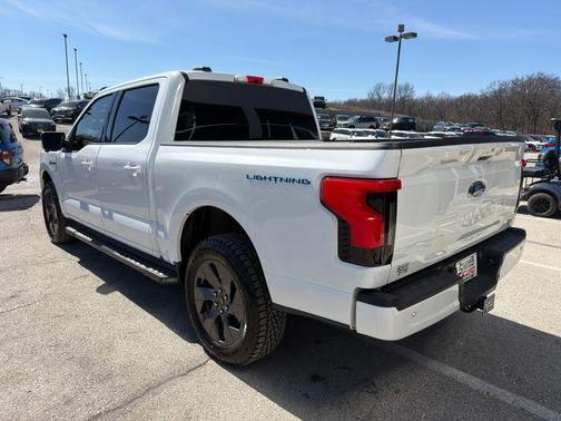 2023 Ford F-150 Lightning XLT