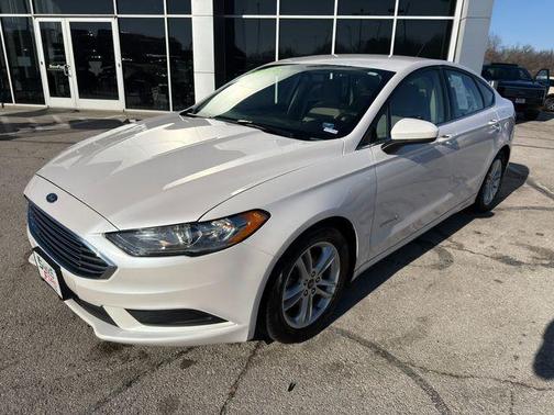 2018 Ford Fusion Hybrid SE
