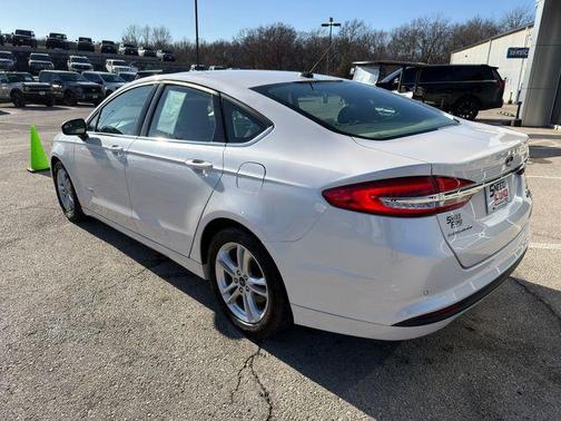 2018 Ford Fusion Hybrid SE