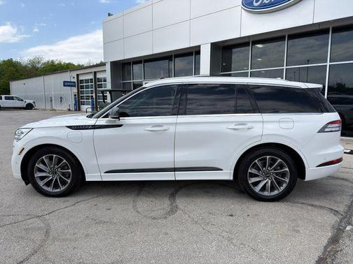 Pristine White Metallic Tri-Coat 2020 Lincoln Aviator Grand Touring AWD
