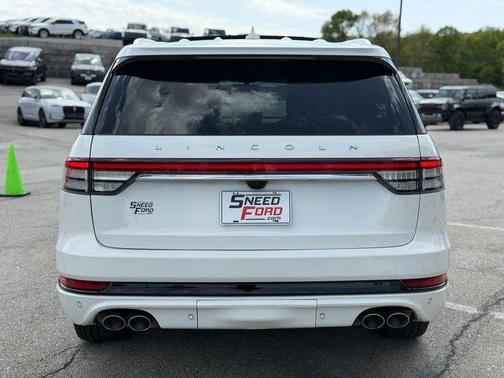 Pristine White Metallic Tri-Coat 2020 Lincoln Aviator Grand Touring AWD