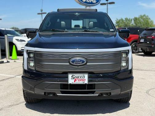 2022 Ford F-150 Lightning LARIAT