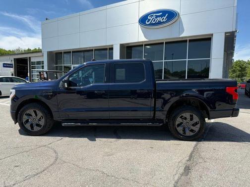 2022 Ford F-150 Lightning LARIAT