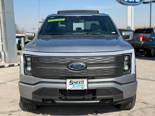 2023 Ford F-150 Lightning LARIAT
