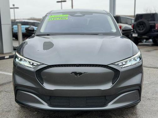 2023 Ford Mustang Mach-E California Route 1