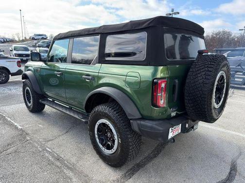 2022 Ford Bronco Badlands