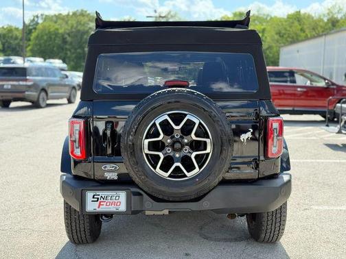 2025 Ford Bronco Outer Banks