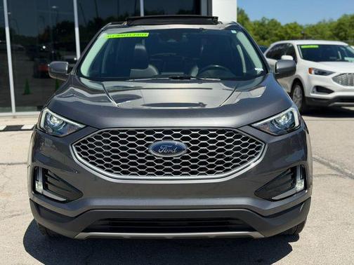 Carbonized Gray Metallic 2023 Ford Edge SEL