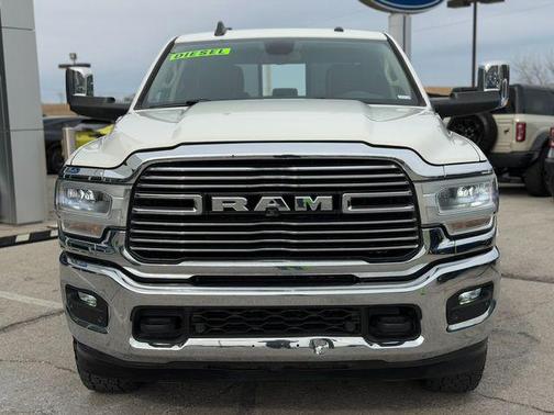 Pearl White 2019 RAM 2500 Laramie Crew Cab 4x4 6'4' Box