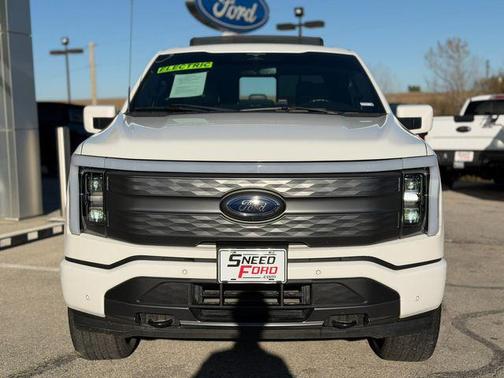 2023 Ford F-150 Lightning LARIAT