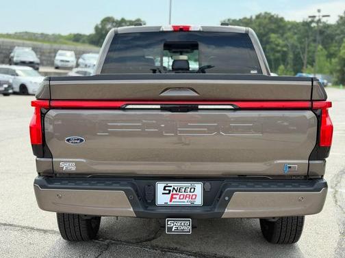 2023 Ford F-150 Lightning Platinum