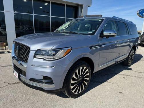 2022 Lincoln Navigator Black Label