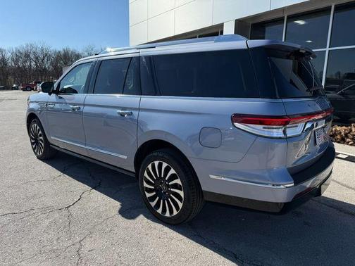 2022 Lincoln Navigator Black Label