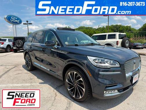 Flight Blue Metallic Clearcoat 2023 Lincoln Aviator Reserve