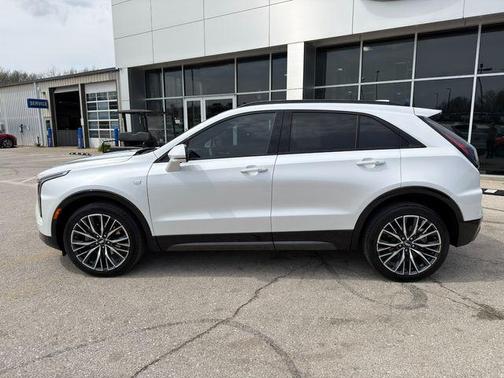 Crystal White Tricoat 2025 Cadillac XT4 Sport