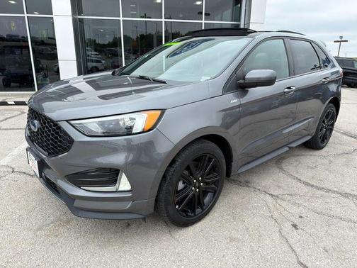 Carbonized Gray Metallic 2022 Ford Edge ST Line